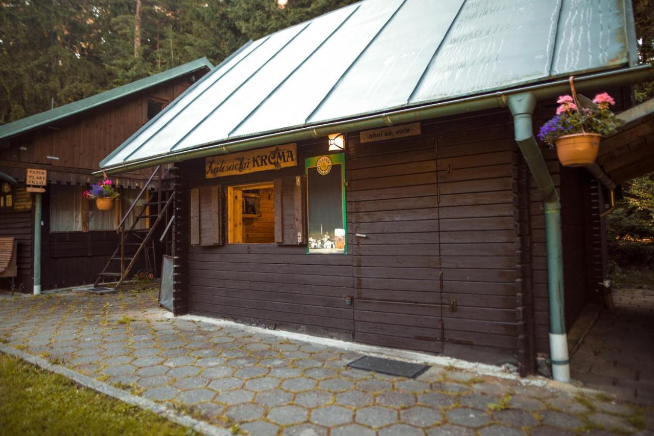 Komari Louka Nova Olesna Exterior foto