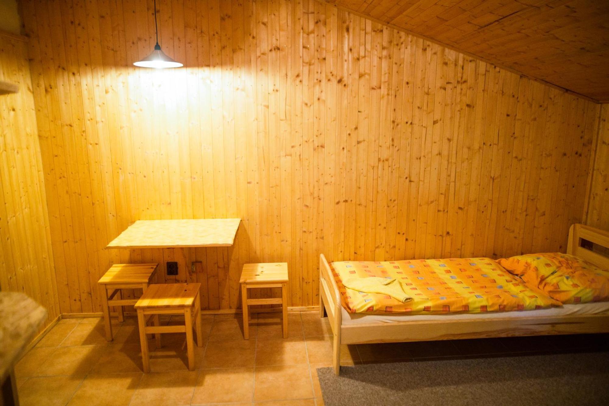 Komari Louka Nova Olesna Exterior foto