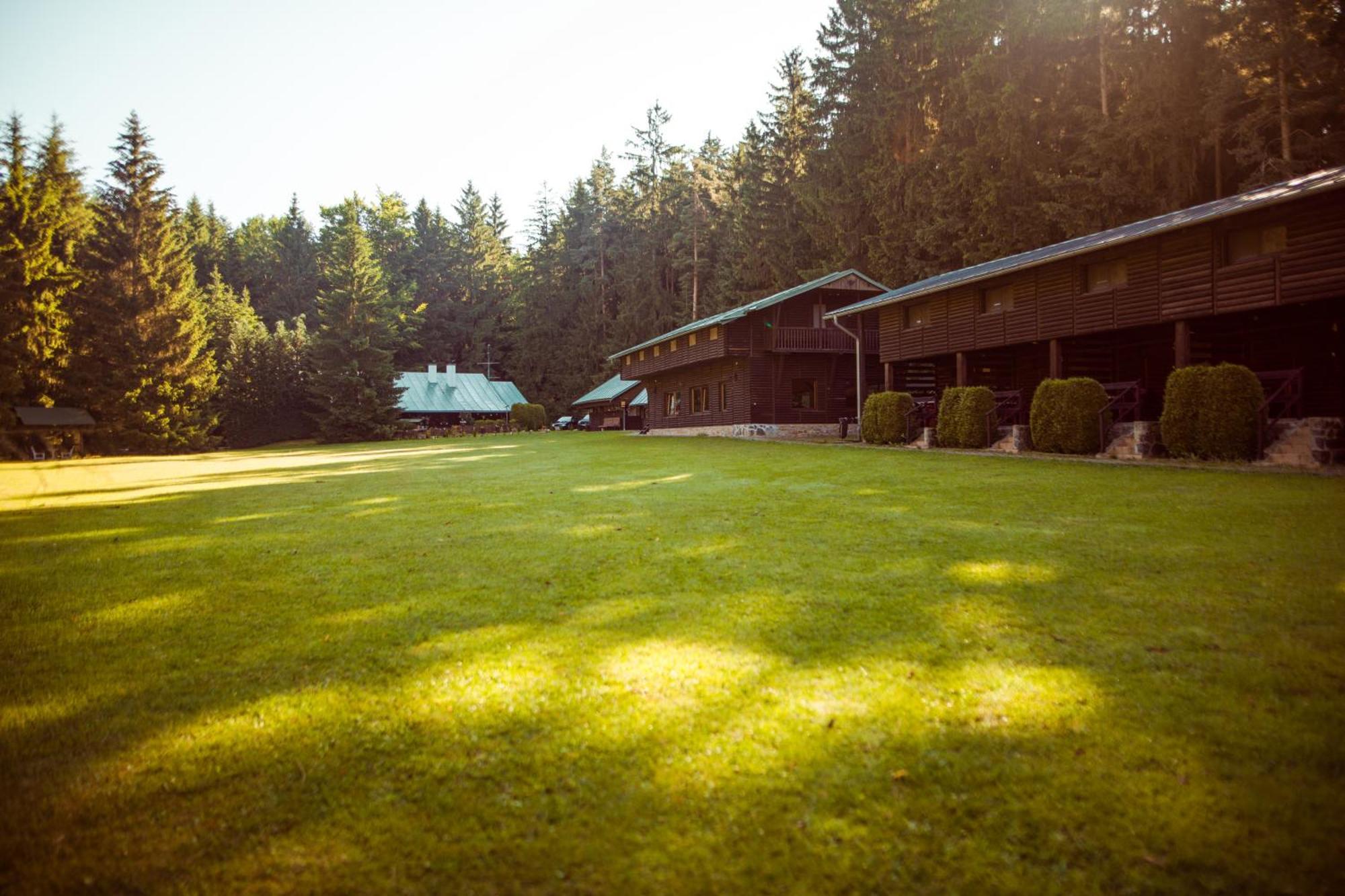 Komari Louka Nova Olesna Exterior foto