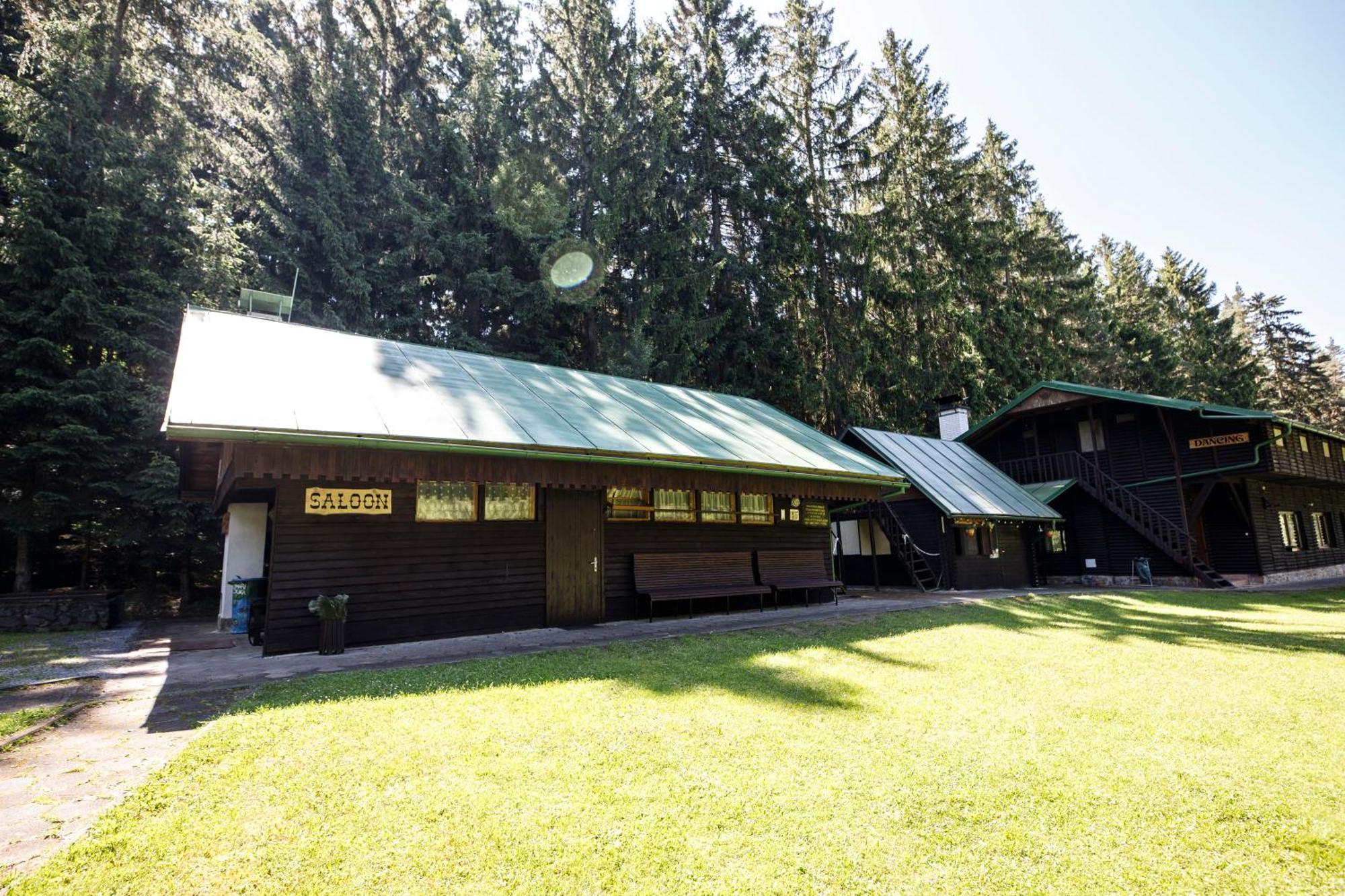 Komari Louka Nova Olesna Exterior foto