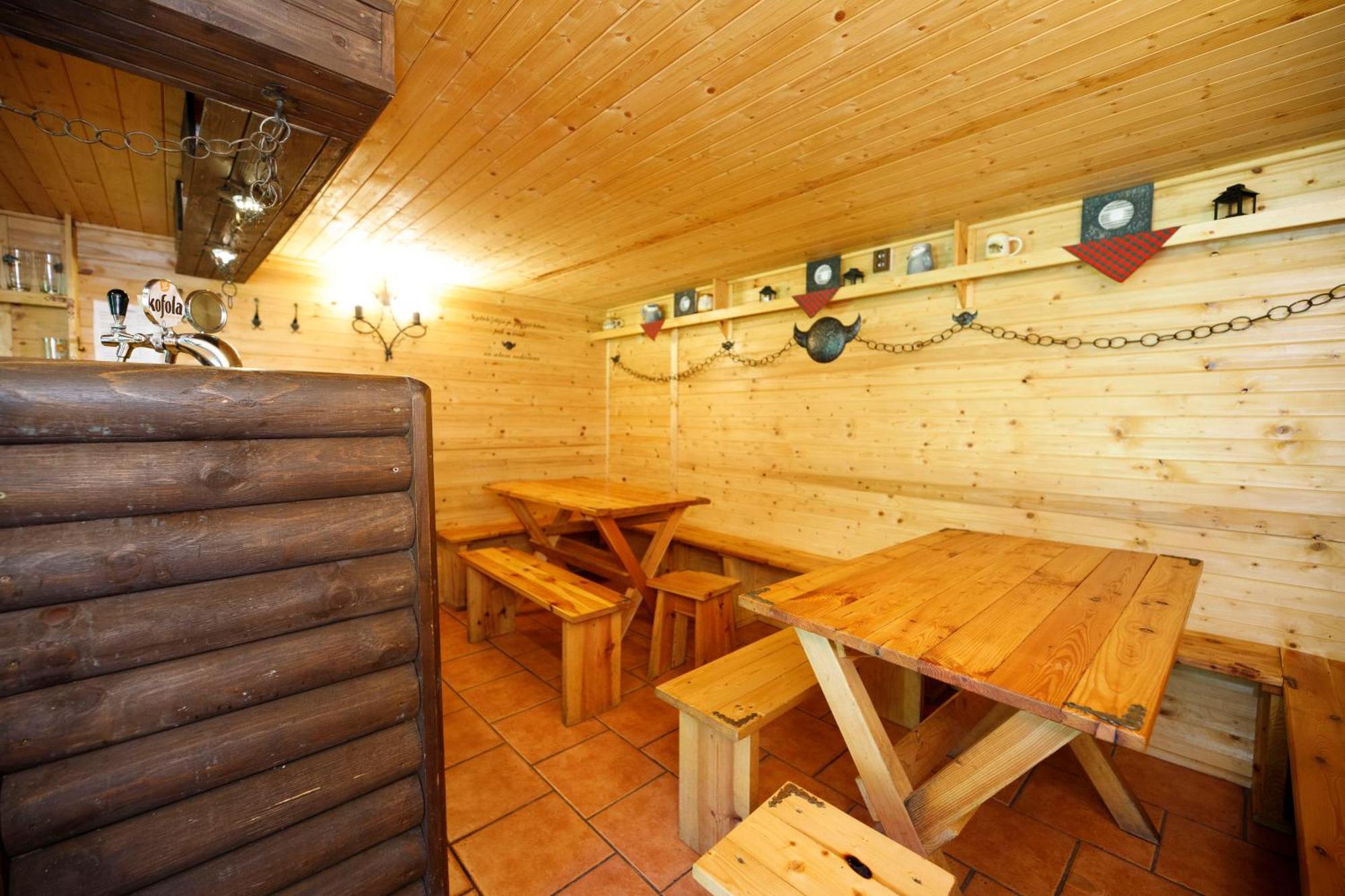 Komari Louka Nova Olesna Exterior foto