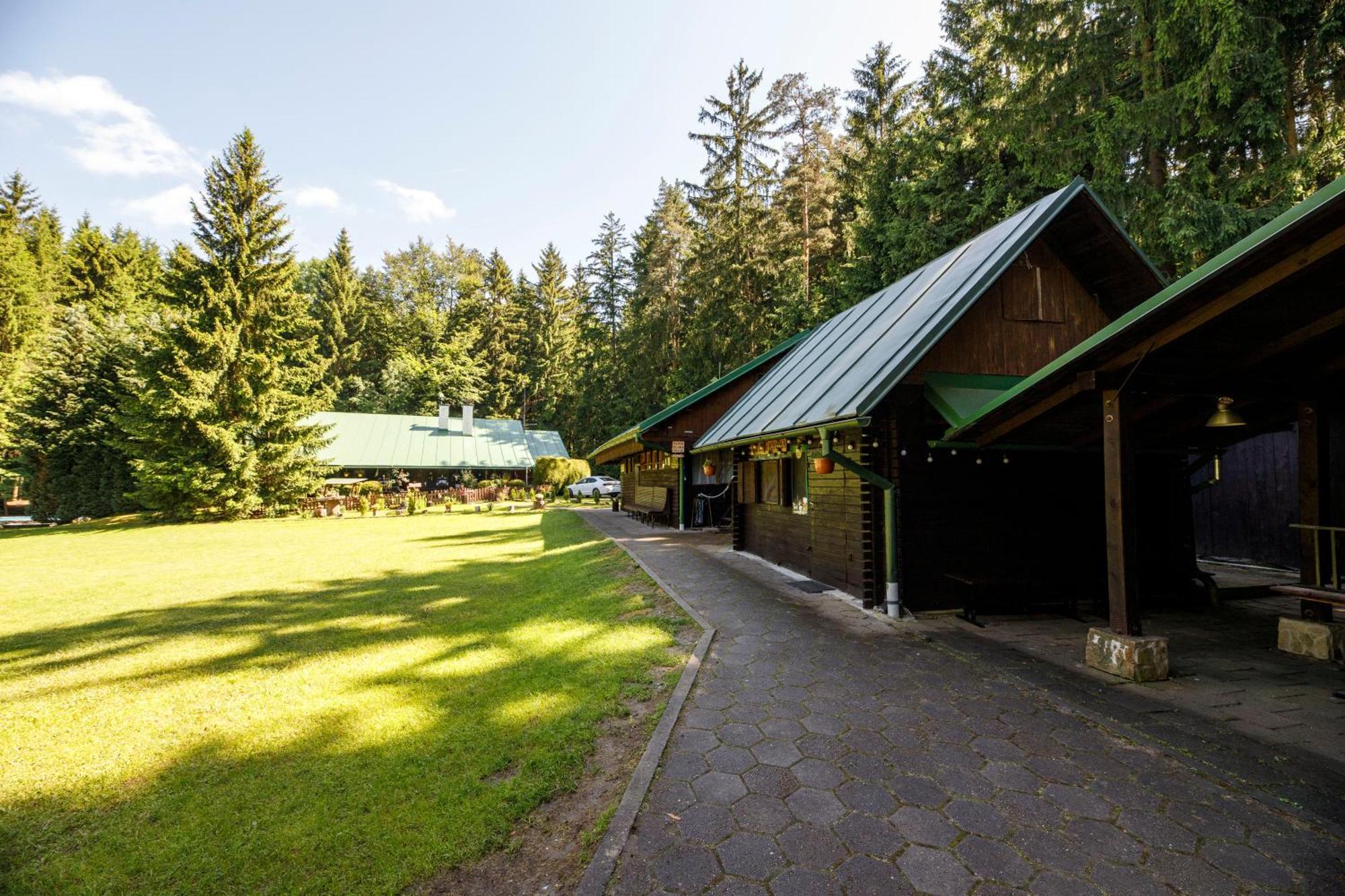 Komari Louka Nova Olesna Exterior foto