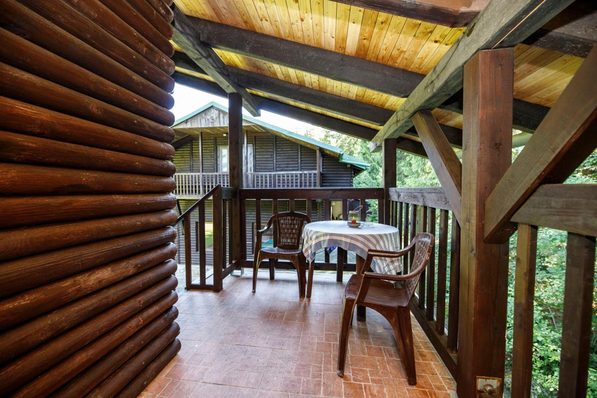 Komari Louka Nova Olesna Exterior foto