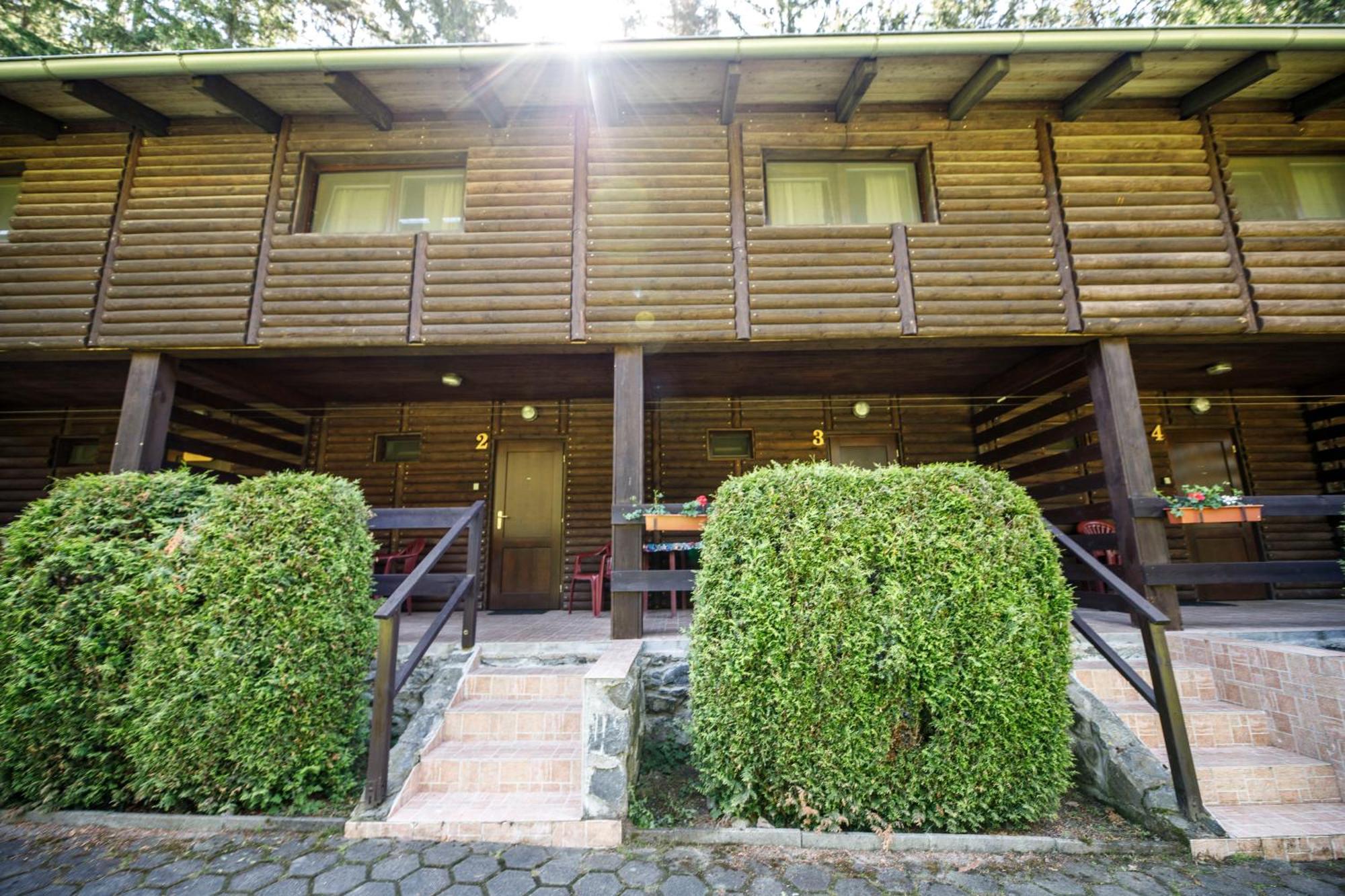 Komari Louka Nova Olesna Exterior foto